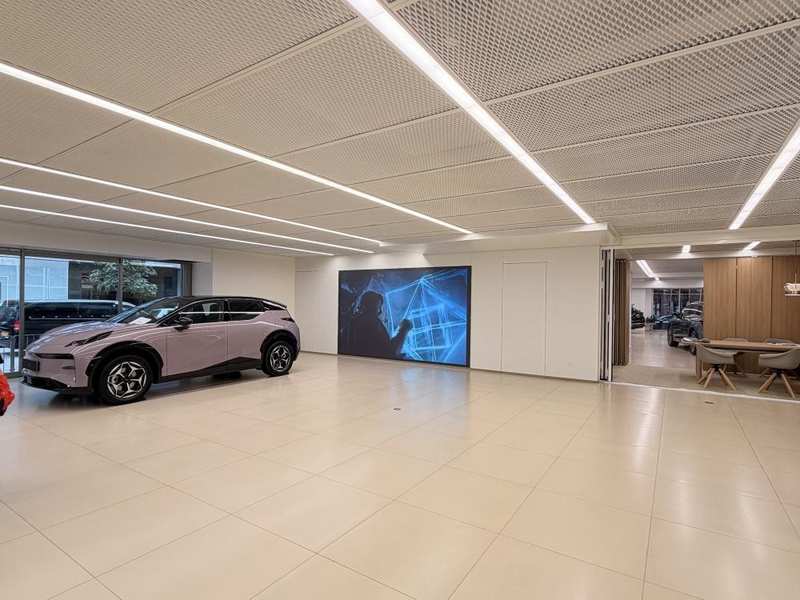  万车空巷：一场关乎补贴倒计时的购车博弈 新闻 万车空巷：一场关乎补贴倒计时的购车博弈 新闻